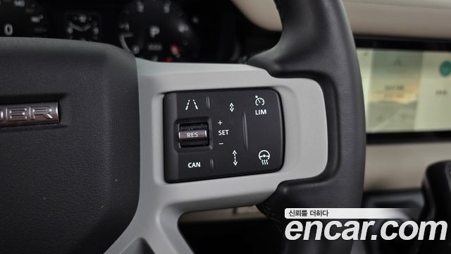 Land Rover Defender 2024 — photo 24