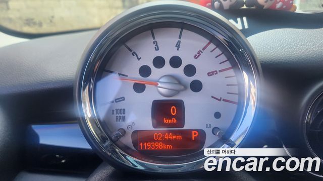 Mini Cooper 2013 — photo 8