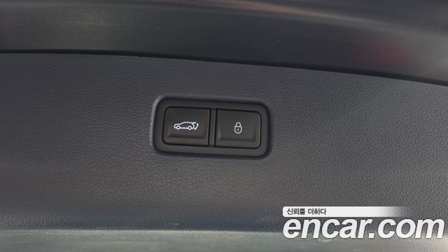 Genesis GV80 2023 — photo 24