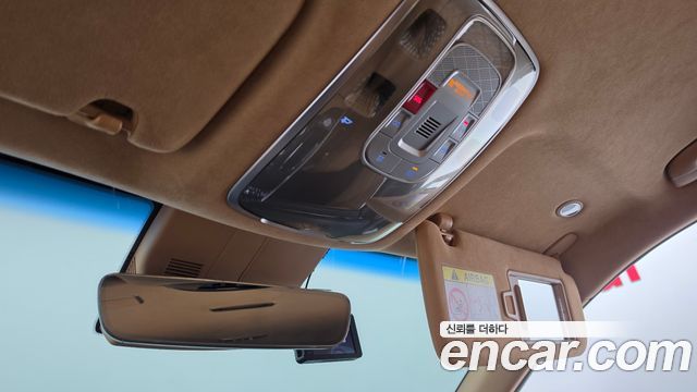 Genesis GV80 2023 — photo 26