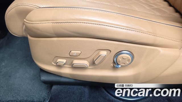 Genesis GV80 2023 — photo 33