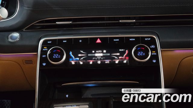 Genesis GV80 2023 — photo 43