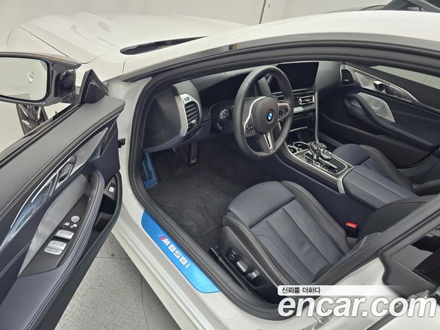 BMW 8-Series 2026 — photo 12