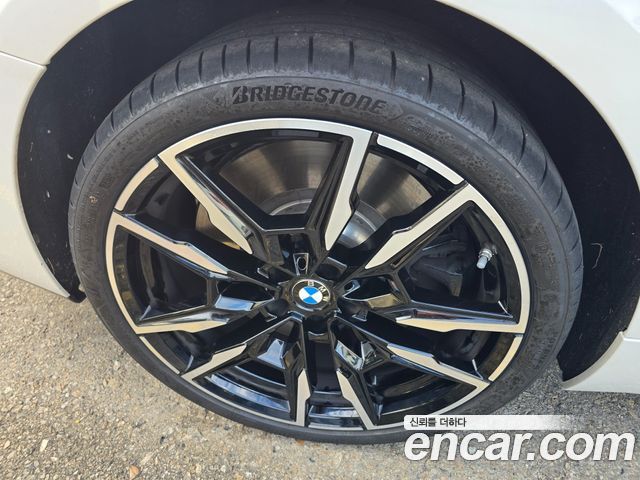 BMW 8-Series 2026 — photo 19