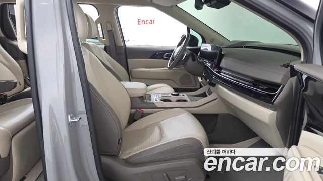 Kia Canival 2024 — photo 16