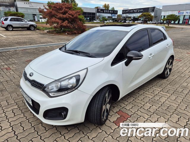 Kia pride 2014 — photo 3