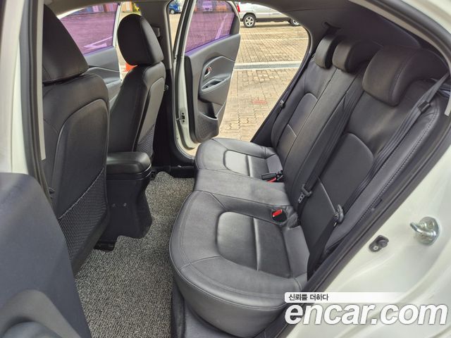 Kia pride 2014 — photo 15