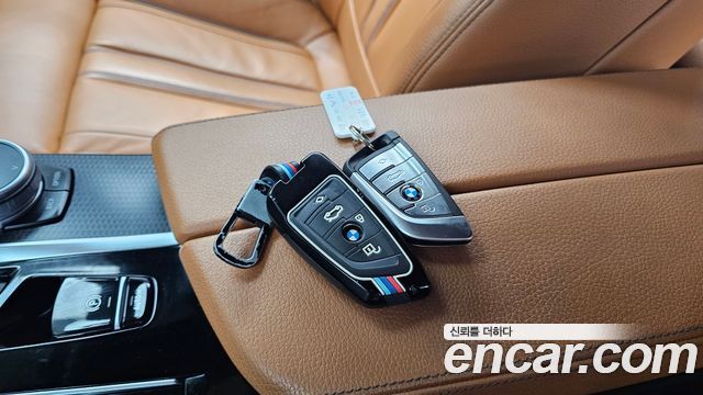 BMW 5-Series 2022 — photo 22
