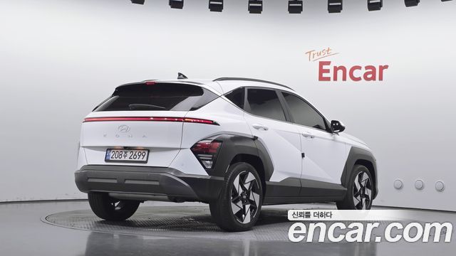 Hyundai Kona 2023 — photo 2