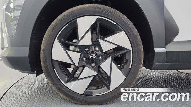 Hyundai Kona 2023 — photo 5