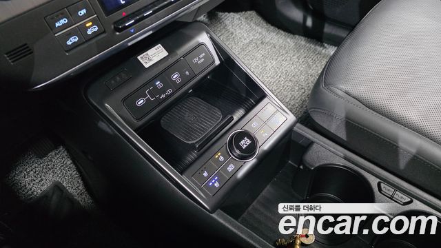 Hyundai Kona 2023 — photo 17