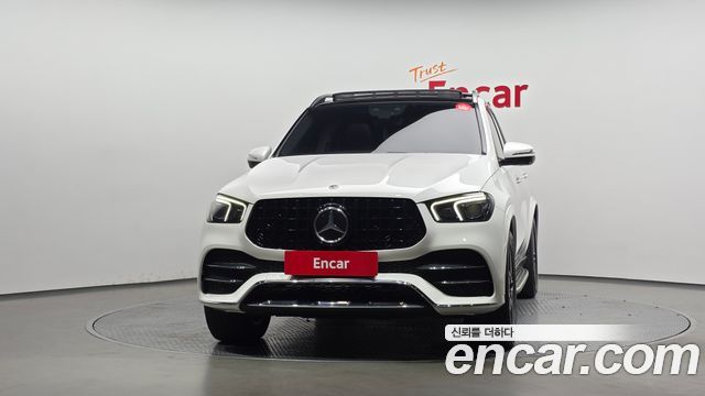 Mercedes-Benz GLE-Class 2020 — photo 3