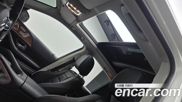 Mercedes-Benz GLE-Class 2020 — photo 19