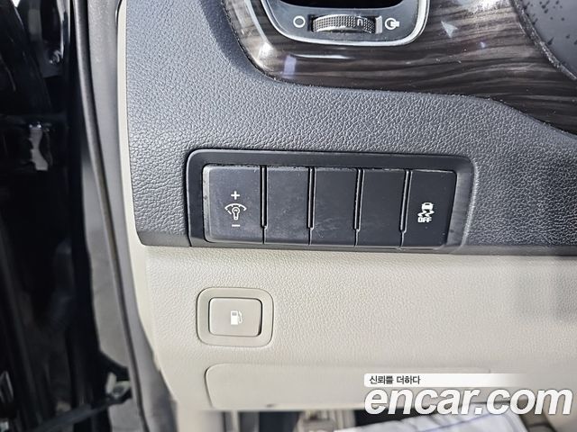 Kia Canival 2019 — photo 13