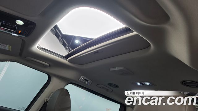 Kia Canival 2025 — photo 22