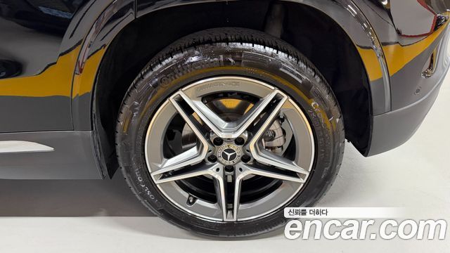 Mercedes-Benz GLA-Class 2024 — photo 5