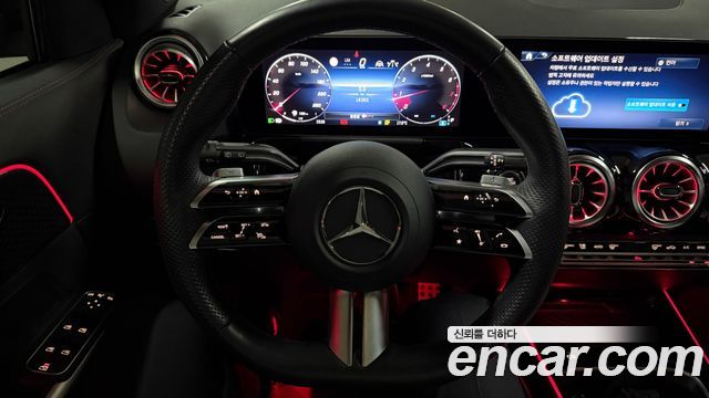 Mercedes-Benz GLA-Class 2024 — photo 6