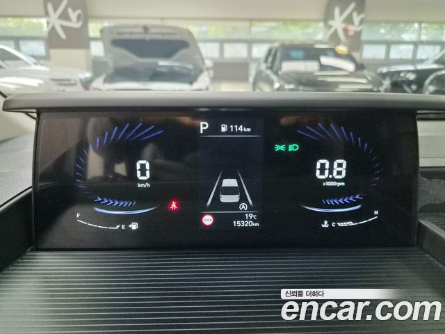 Hyundai Staria 2023 — photo 7
