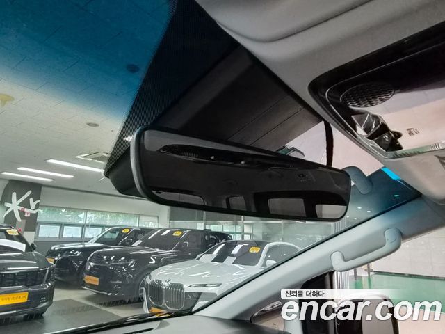 Hyundai Staria 2023 — photo 12