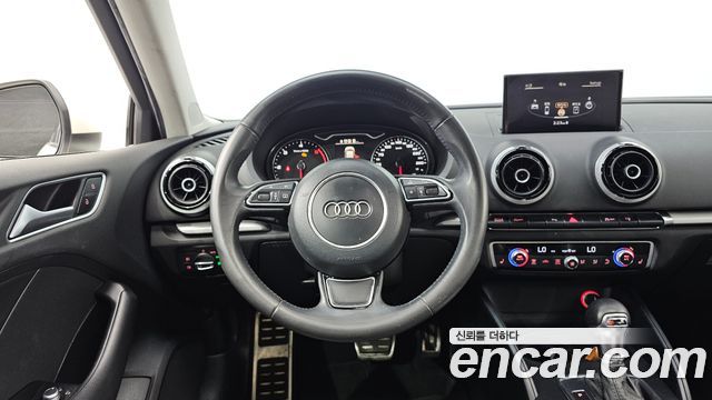 Audi A3 2014 — photo 13