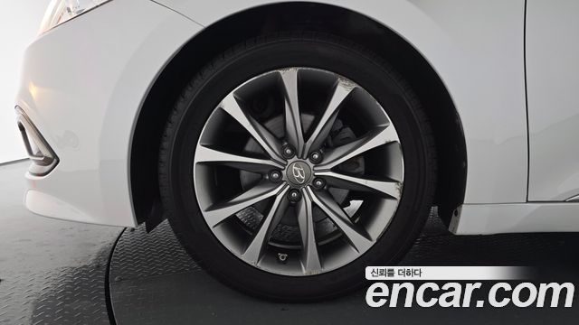 Hyundai Grandeur 2016 — photo 5