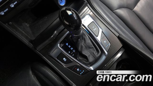 Hyundai Grandeur 2016 — photo 9