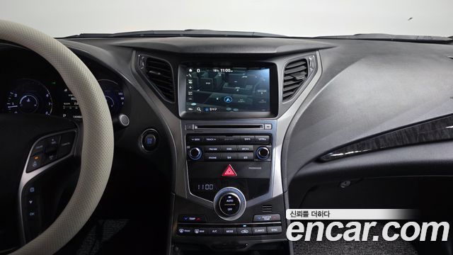 Hyundai Grandeur 2016 — photo 14