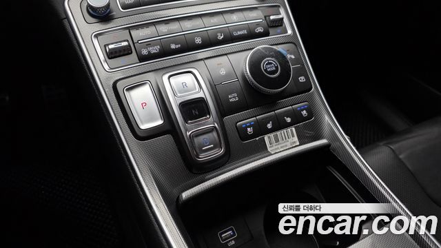 Hyundai Santafe 2023 — photo 12