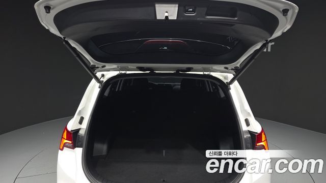 Hyundai Santafe 2023 — photo 26