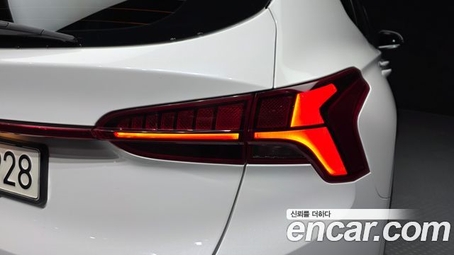 Hyundai Santafe 2023 — photo 9