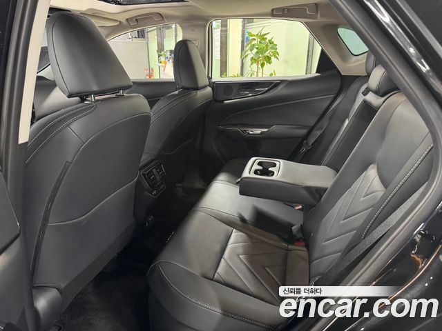 Lexus NX 2026 — photo 5