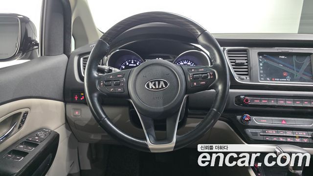 Kia Canival 2019 — photo 19
