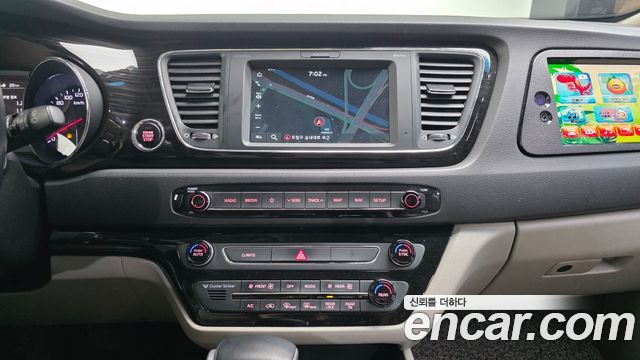 Kia Canival 2019 — photo 20