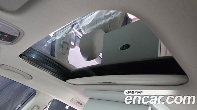 Kia Canival 2019 — photo 38