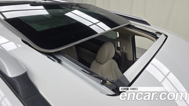 Kia Canival 2023 — photo 28
