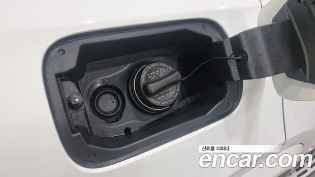 Mercedes-Benz GLE-Class 2026 — photo 18