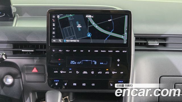 Hyundai Staria 2023 — photo 16
