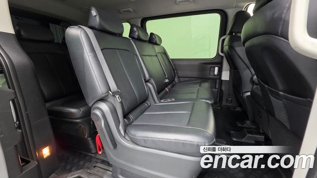 Hyundai Staria 2023 — photo 19