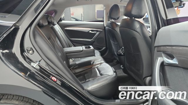 Hyundai i40 2016 — photo 17