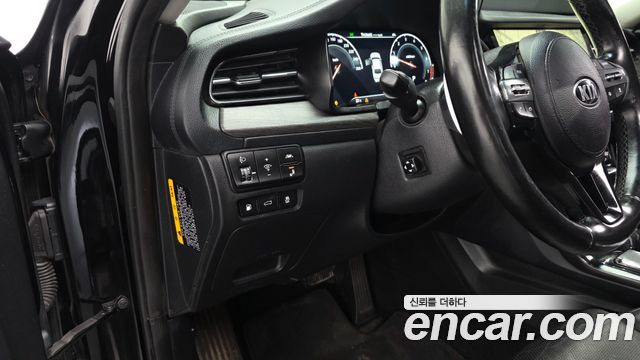 Kia K7 2020 — photo 13