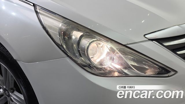 Hyundai Sonata 2013 — photo 8
