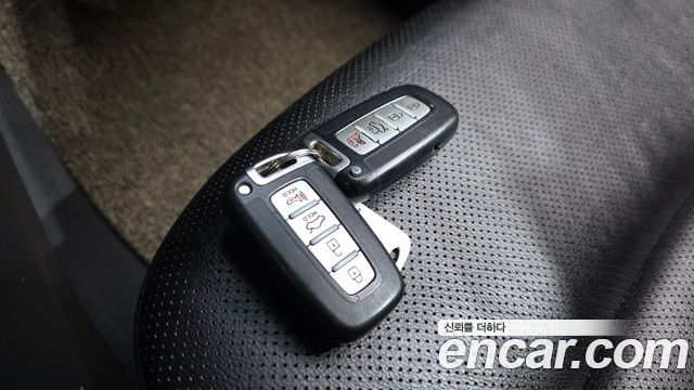 Hyundai Sonata 2013 — photo 32