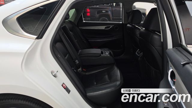 Hyundai Grandeur 2017 — photo 17