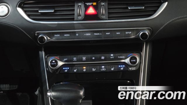 Hyundai Grandeur 2017 — photo 41