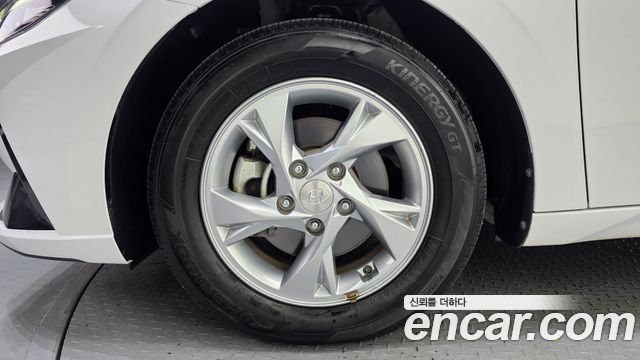 Hyundai AVANTE 2021 — photo 5