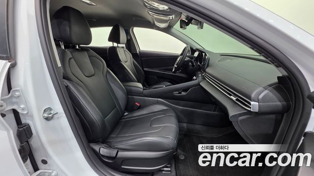 Hyundai AVANTE 2021 — photo 10