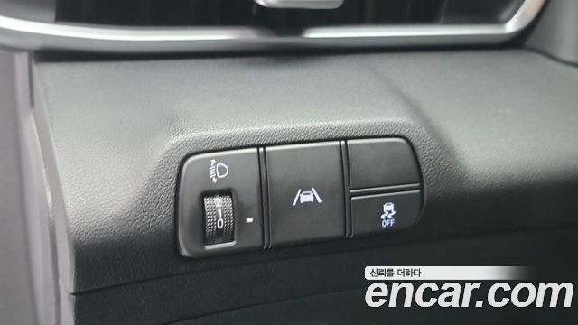 Hyundai AVANTE 2021 — photo 13