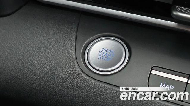 Hyundai AVANTE 2021 — photo 19