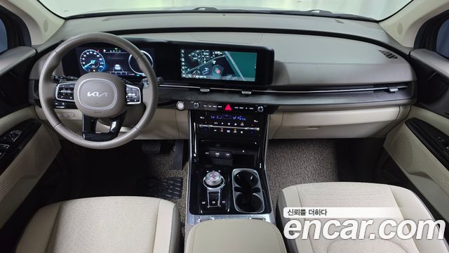 Kia Canival 2023 — photo 10