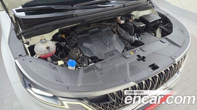 Kia Canival 2023 — photo 6